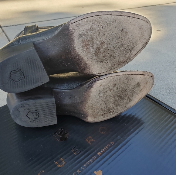 Women's Cuero Shorties - Picture 3 of 14